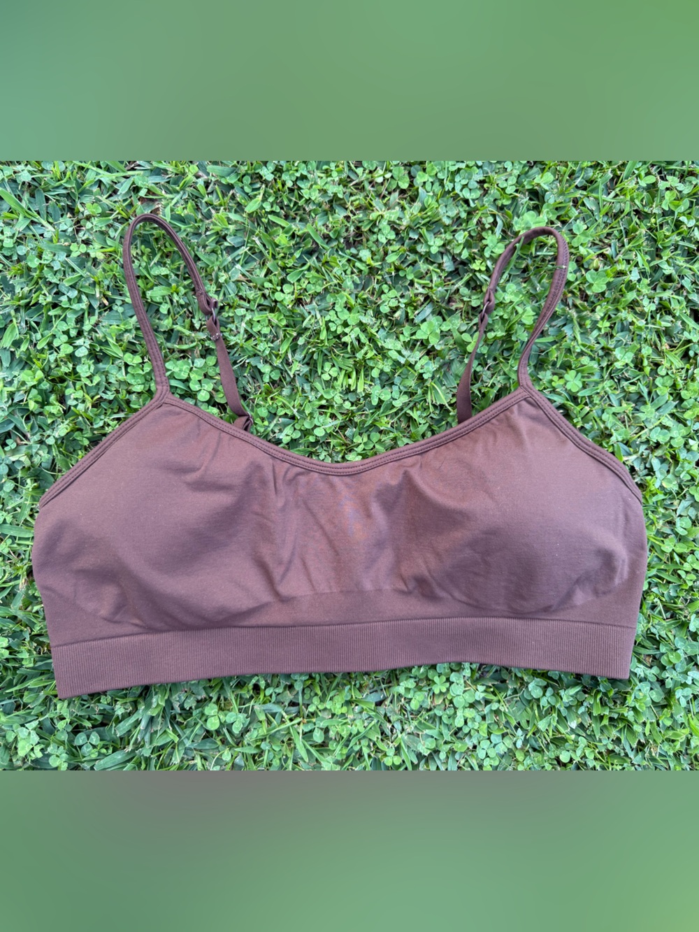 Athleta sports bra with removable bust pads - Size XL